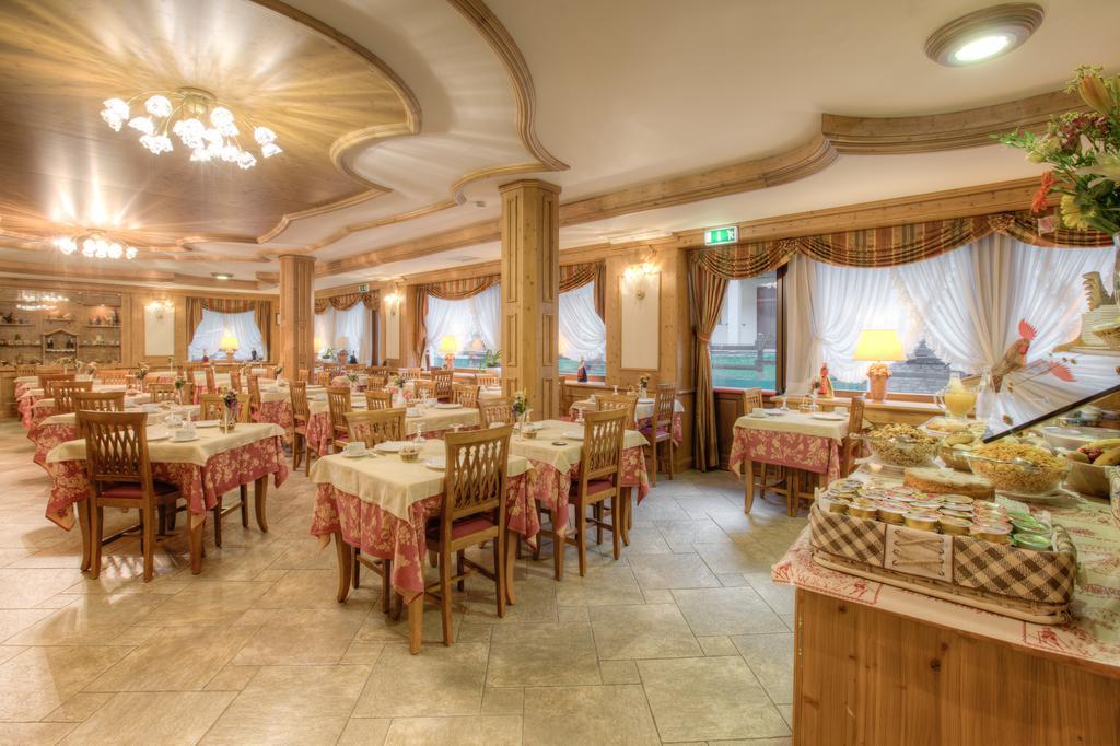 Hotel Edelweiss Pré-Saint-Didier Екстериор снимка