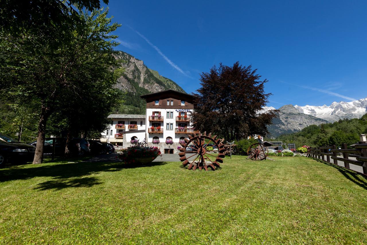 Hotel Edelweiss Pré-Saint-Didier Екстериор снимка