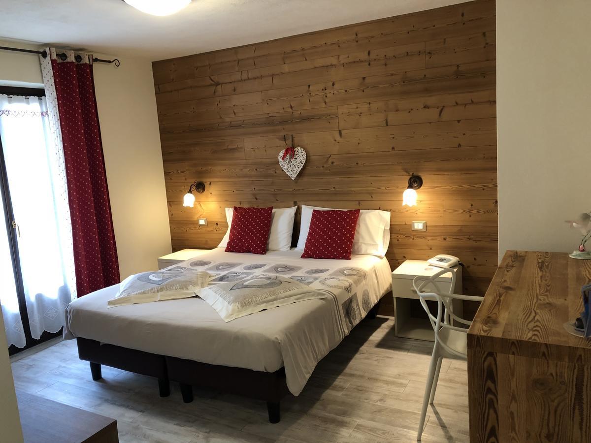 Hotel Edelweiss Pré-Saint-Didier Екстериор снимка
