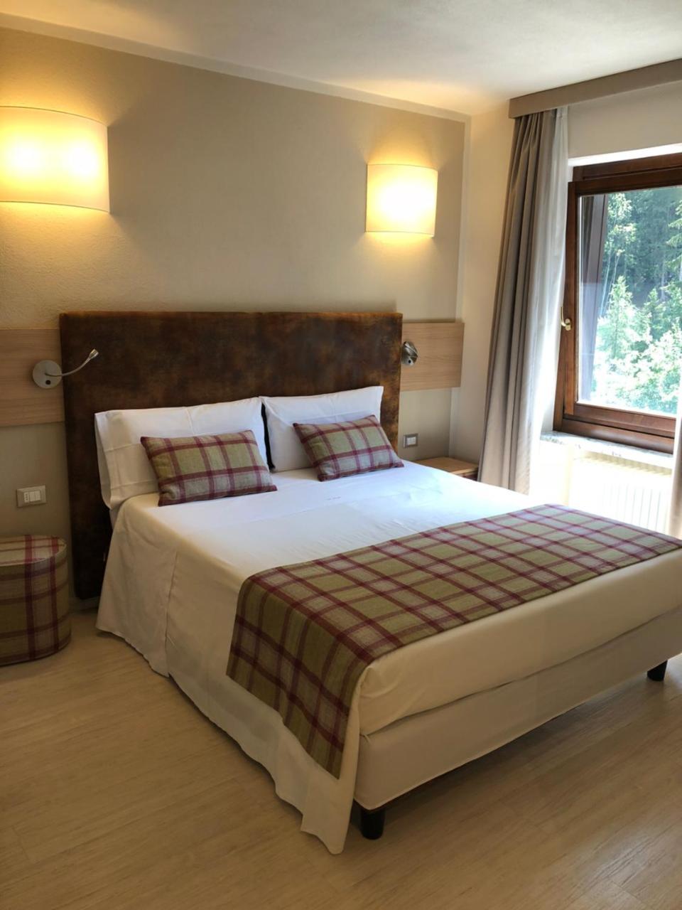 Hotel Edelweiss Pré-Saint-Didier Екстериор снимка